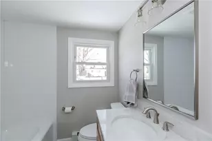 266 Vineyard Rd, Warwick, RI 02889 - Photo 13