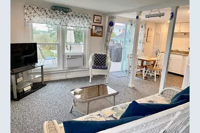 34 Ellery Avenue, Middletown, RI 02842 - Photo 3