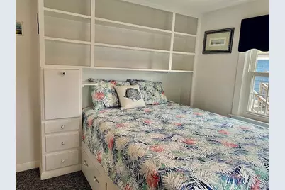 34 Ellery Avenue, Middletown, RI 02842 - Photo 9