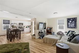 20 Mt Pleasant View Ave, Cumberland, RI 02864 - Photo 3