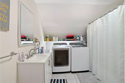 20 Mount Pleasant View Avenue, Cumberland, RI 02864 - Photo 11