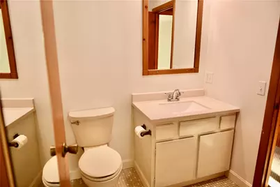 76 Batcheller Avenue, Cranston, RI 02920 - Photo 9