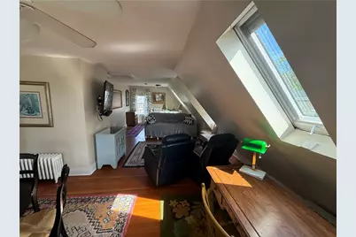 28 Calvert Street #3, Newport, RI 02840 - Photo 7