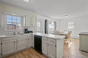 11 Barton Ln, Middletown, RI 02842 - Photo 17