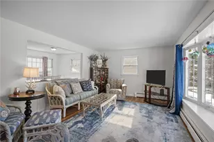 11 Barton Ln, Middletown, RI 02842 - Photo 9