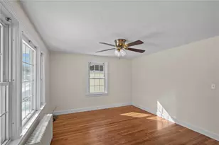 65 Almy St, Warwick, RI 02886 - Photo 5