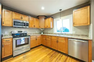 200 Woodward Ave, East Providence, RI 02914 - Photo 7