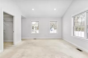 15 Jessica Ln, South Kingstown, RI 02879 - Photo 23