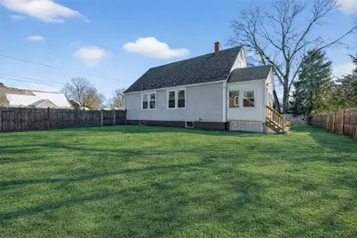 211 Pinnery Avenue, Warwick, RI 02886 - Photo 11