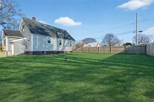 211 Pinnery Ave, Warwick, RI 02886 - Photo 5