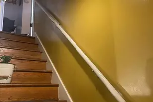 147 Wentworth Ave, Cranston, RI 02905 - Photo 9