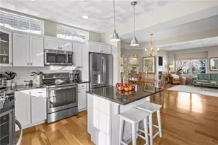 32 Morningside Dr, North Kingstown, RI 02852 - Photo 11