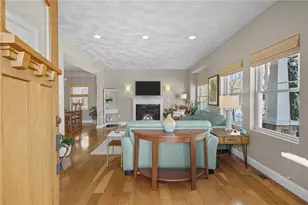 32 Morningside Dr, North Kingstown, RI 02852 - Photo 17