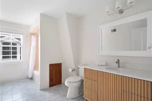 214 Bowen St, Providence, RI 02906 - Photo 45