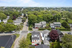 109 Carroll Ave, Newport, RI 02840 - Photo 39