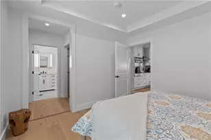 109 Carroll Ave, Newport, RI 02840 - Photo 19