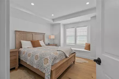 109 Carroll Avenue, Newport, RI 02840 - Photo 17