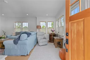 109 Carroll Ave, Newport, RI 02840 - Photo 3