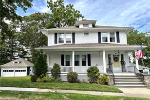 28 Spruce St, Westerly, RI 02891 - Photo 1