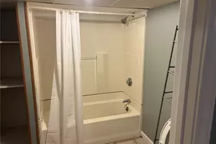 610 Killingly St, Johnston, RI 02919 - Photo 9