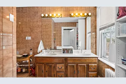 29 Jenks Avenue, Central Falls, RI 02863 - Photo 25