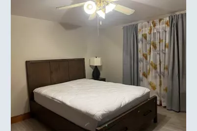 556 Metacom Avenue, Bristol, RI 02809 - Photo 15