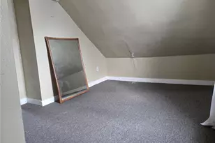 236 State St, Bristol, RI 02809 - Photo 9