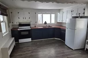 236 State St, Bristol, RI 02809 - Photo 3