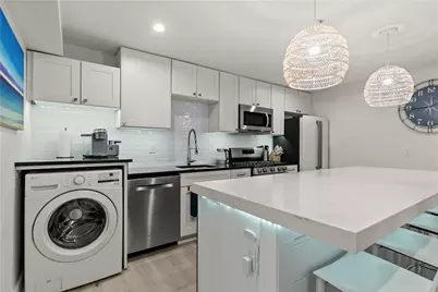 426 Spring Street #B101, Newport, RI 02840 - Photo 15