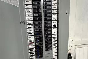 141 Elton St, Providence, RI 02906 - Photo 43