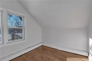 10 Booth Ave, East Providence, RI 02915 - Photo 17