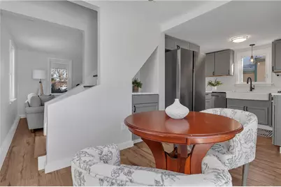 10 Booth Avenue, East Providence, RI 02915 - Photo 5