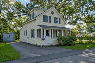 10 Booth Ave, East Providence, RI 02915 - Photo 21