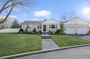 55 Togansett Rd, Providence, RI 02910 - Photo 1