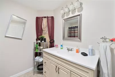 55 Togansett Road, Providence, RI 02910 - Photo 27