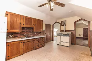 109 Hemond Ave, Woonsocket, RI 02895 - Photo 25