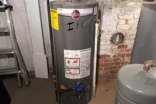 471 Chalkstone Ave, Providence, RI 02908 - Photo 29