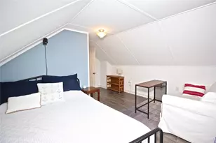 139 Coggeshall Ave, Newport, RI 02840 - Photo 29