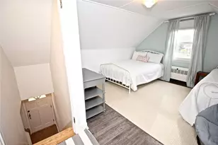 139 Coggeshall Ave, Newport, RI 02840 - Photo 23