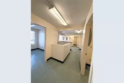 1302 Elmwood Avenue, Providence, RI 02910 - Photo 9