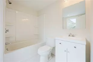 529 Wood St, Bristol, RI 02809 - Photo 11