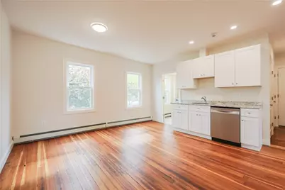 529 Wood Street #2, Bristol, RI 02809 - Photo 3