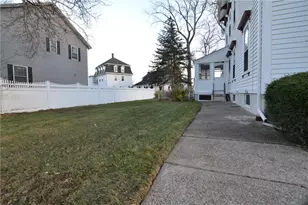 24 Arnold St, Lincoln, RI 02865 - Photo 7