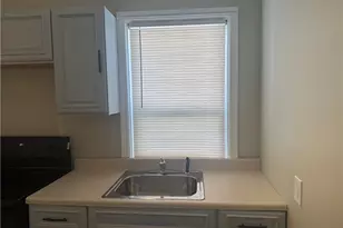 69 Clews St, Pawtucket, RI 02861 - Photo 11