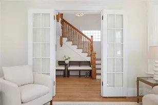 61 Gibbs Ave, Newport, RI 02840 - Photo 3