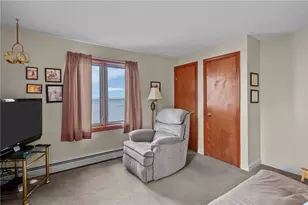 240 Shawomet Ave, Warwick, RI 02889 - Photo 31