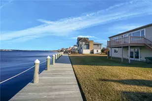 240 Shawomet Ave, Warwick, RI 02889 - Photo 3