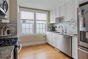 363 Pontiac Ave, Cranston, RI 02910 - Photo 5