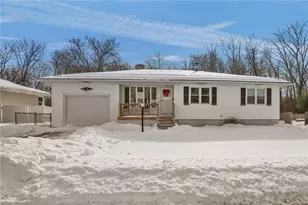 25 Fisher St, North Providence, RI 02911 - Photo 3