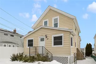 47 Cedar Ave, Portsmouth, RI 02871 - Photo 1